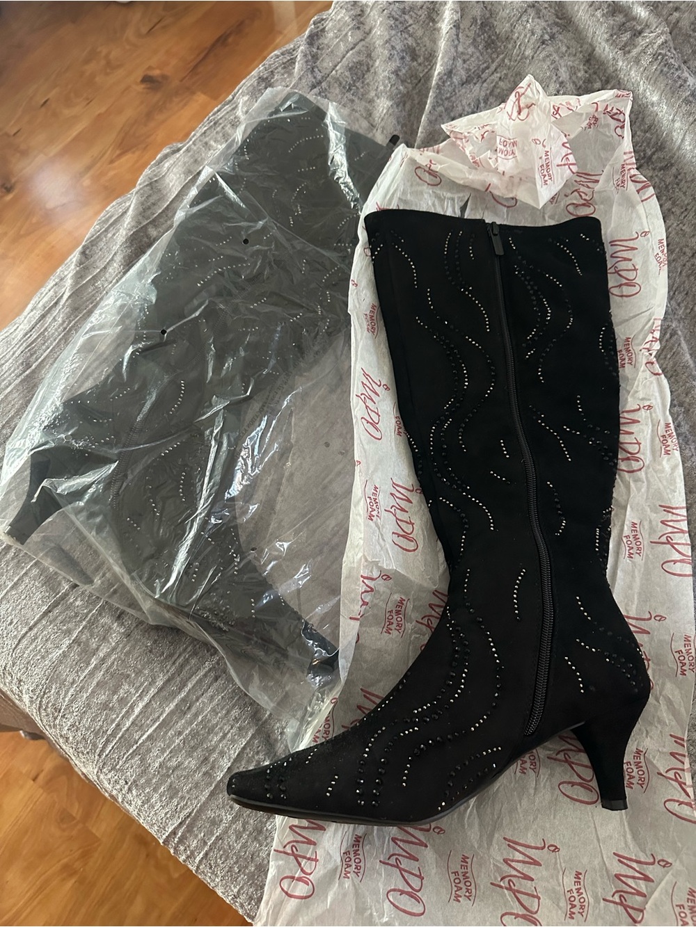 NWOT Impo memory foam Black Embellished boots with black & silver rhinestones